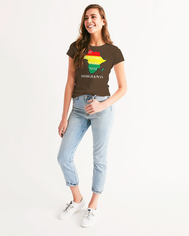 Not Immigrant brown Women's Tee