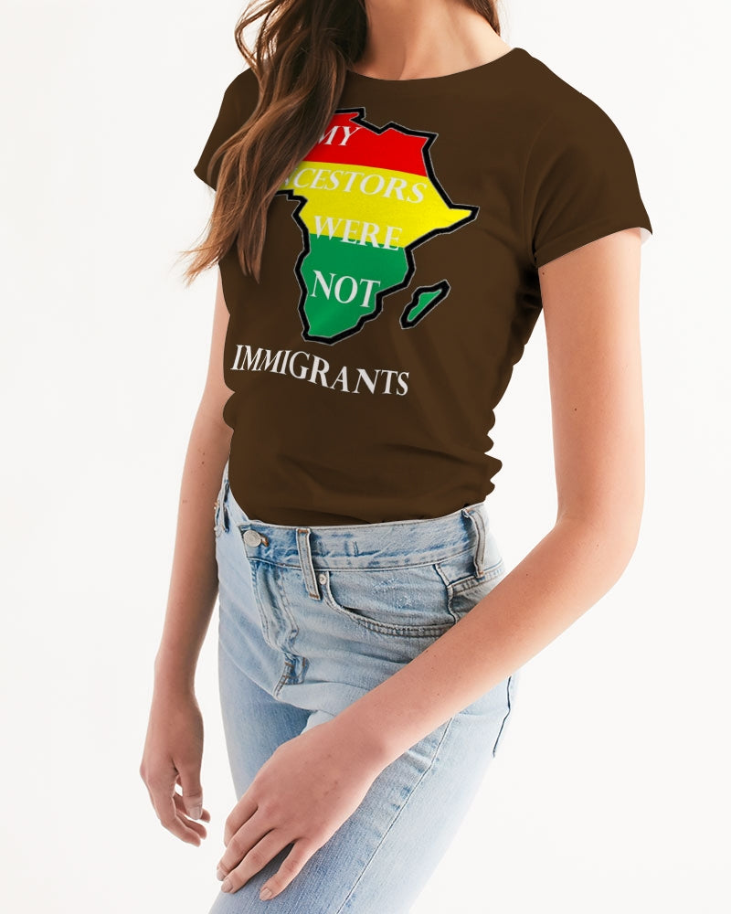 Not Immigrant brown Women's Tee